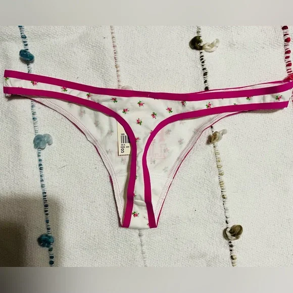 PINK Vintage Victoria's Secret Pink and White Low-Rise Thong - Picture 2 of 4
